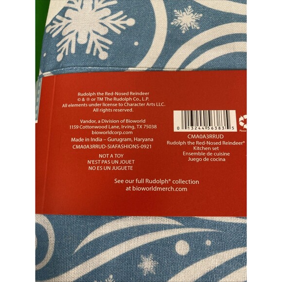 Rudolph The Red-Nosed Reindeer Christmas Kitchen Set - Apron, Oven Mitt, Towel - Picture 7 of 8